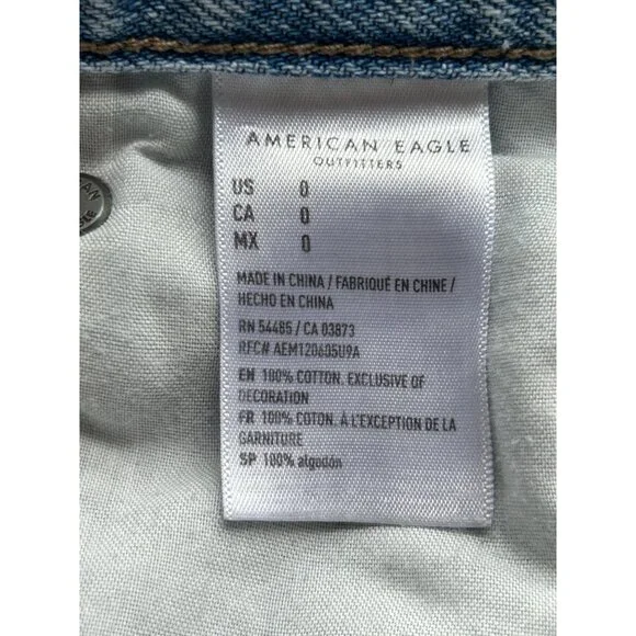 American Eagle Destroyed 90’s Rigid Boyfriend Denim Shorts - Sz 0 - Picture 8 of 8